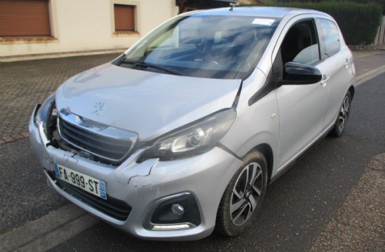 PEUGEOT 108 1.2 VTI 5P