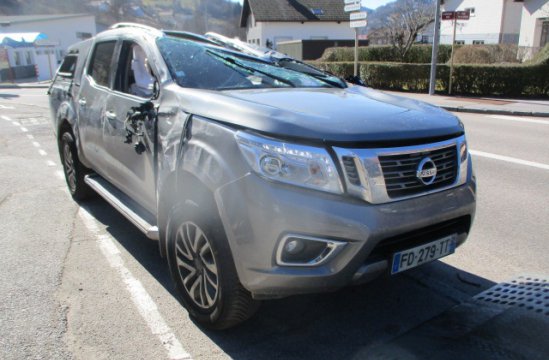 NISSAN NAVARA 2.3 DCI BA 4X4 4P