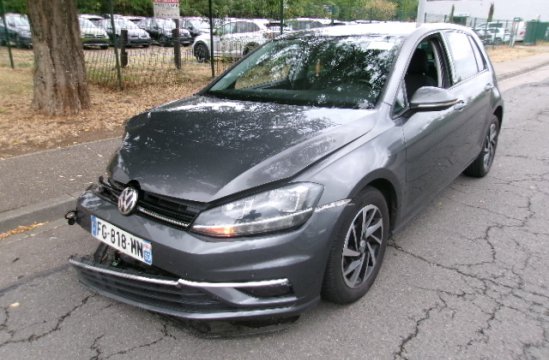 VOLKSWAGEN GOLF 1.6 TDI 5P