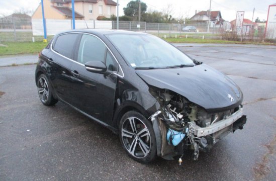 PEUGEOT 208 1.5 HDI 5P