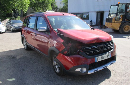 DACIA LODGY STEPWAY 1.3 MPI 5P