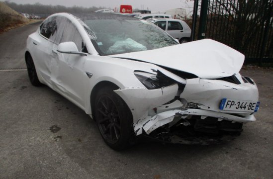 TESLA MODEL 3 ELEC 440 4X4 4P
