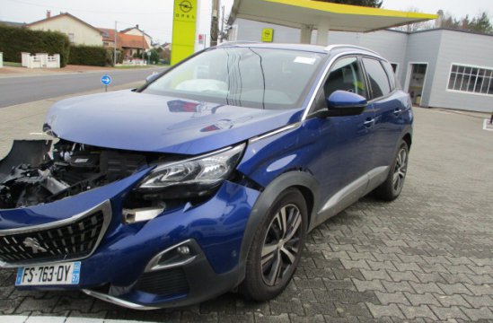 PEUGEOT 3008 1.2 I BA 5P