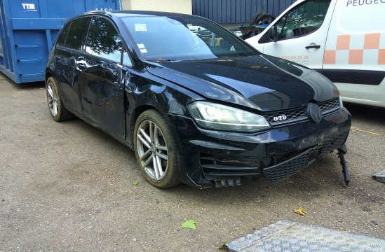 VOLKSWAGEN GOLF 2.0 TDI 5P