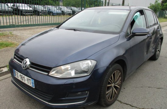 VOLKSWAGEN GOLF 1.6 TDI 5P