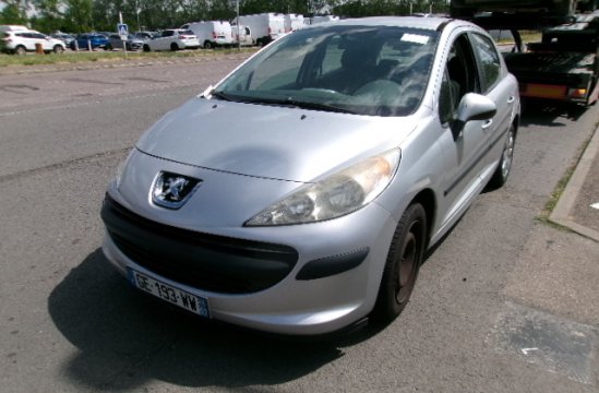 PEUGEOT 207 1.4 I 5P