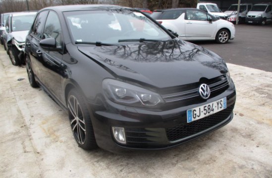 VOLKSWAGEN GOLF 1.6 TDI 5P