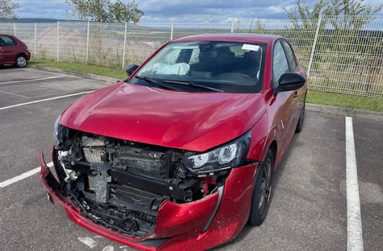 PEUGEOT 208 1.2 I 5P