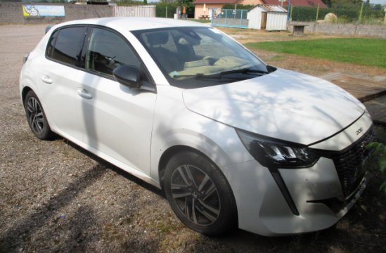 PEUGEOT 208 1.2 I 5P
