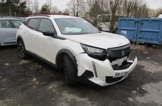 PEUGEOT 2008 1.2 I 5P