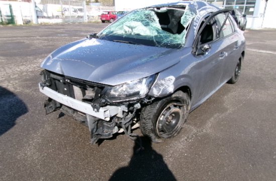 PEUGEOT 208 1.2 I 5P