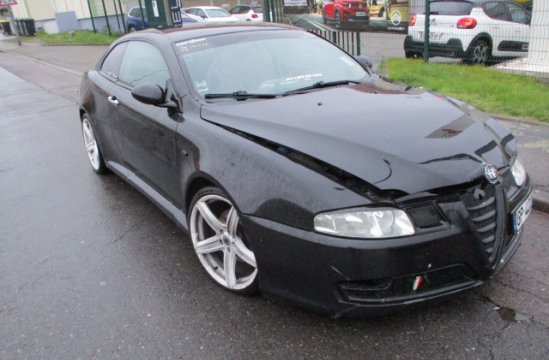 ALFA ROMEO GT 1.9 JTD 3P