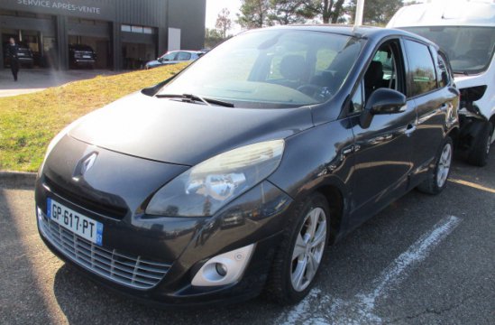 RENAULT GRAND SCENIC 1.9 DCI 5P