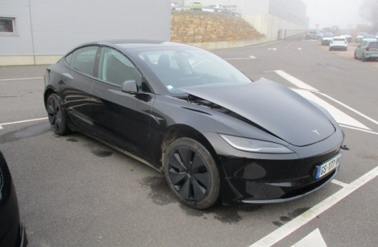 TESLA MODEL 3 ELEC275 BA 4P