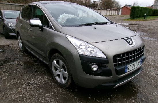PEUGEOT 3008 1.6 HDI BA 5P