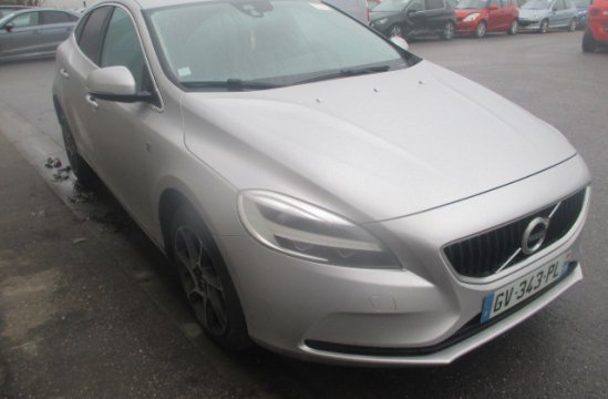 VOLVO V40 2.0 D 5P