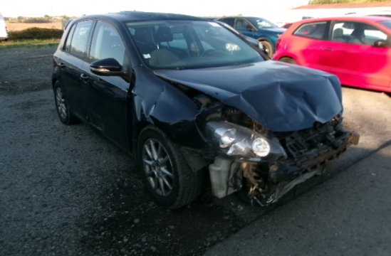 VOLKSWAGEN GOLF 1.6 TDI 5P