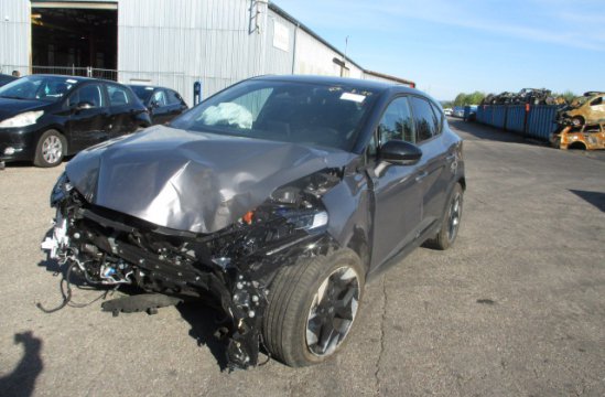 RENAULT CAPTUR 1.6 EH BA 5P