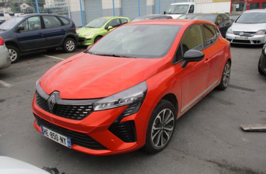 RENAULT CLIO 1.6 EH BA 5P