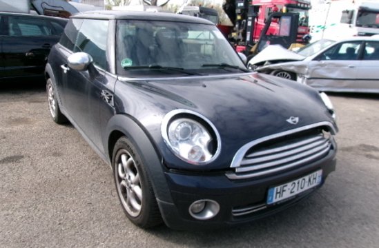 MINI COOPER 1.6 I 3P