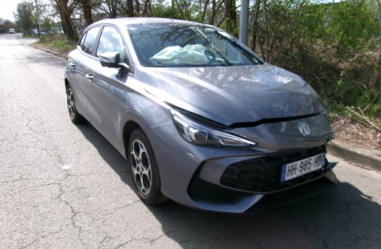 MG MG3 1.5 EH BA 5P